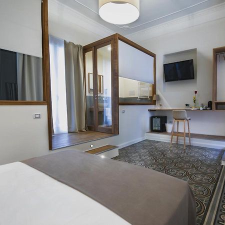 Bed In Spa ปาแลร์โม ภายนอก รูปภาพ