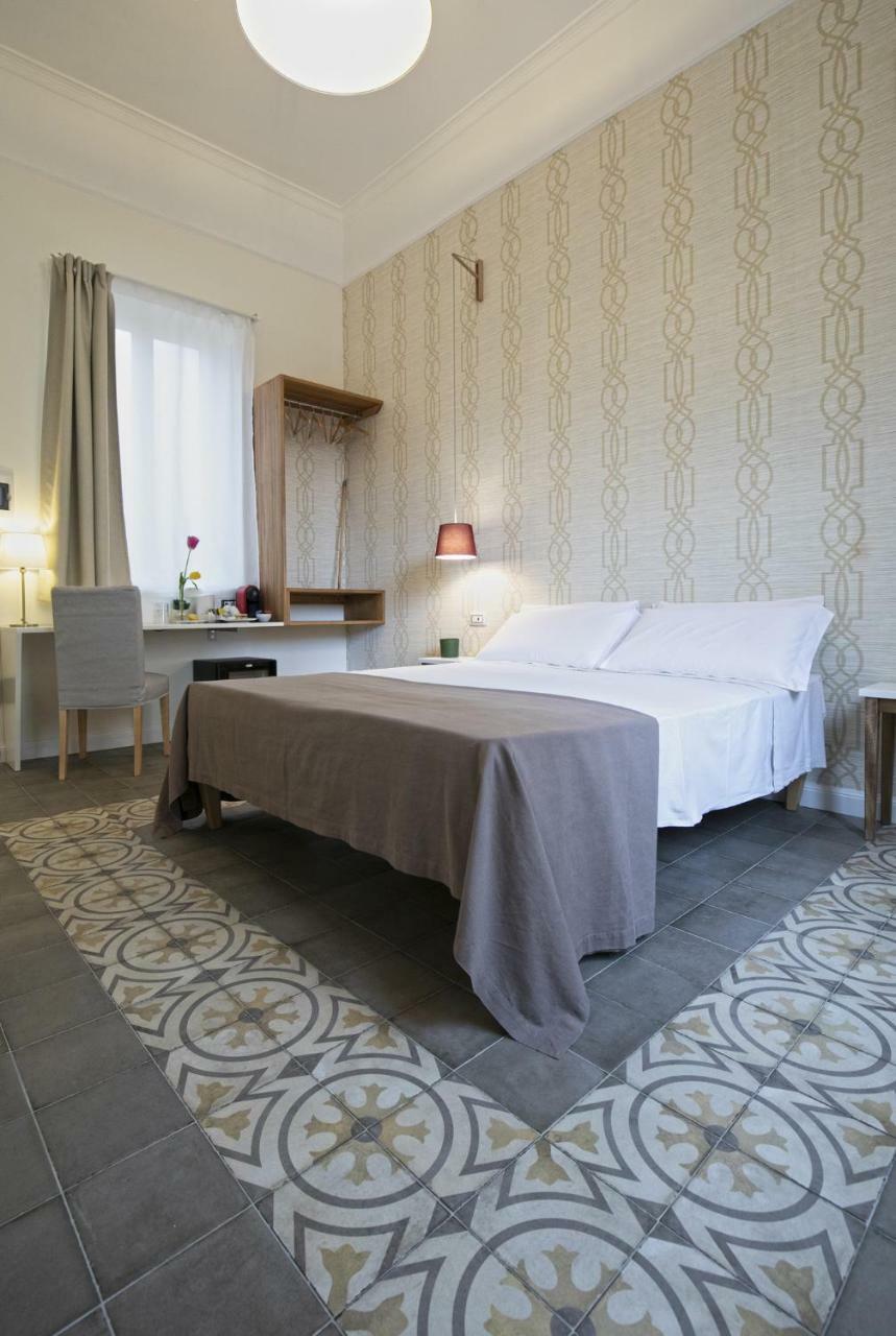 Bed In Spa ปาแลร์โม ภายนอก รูปภาพ
